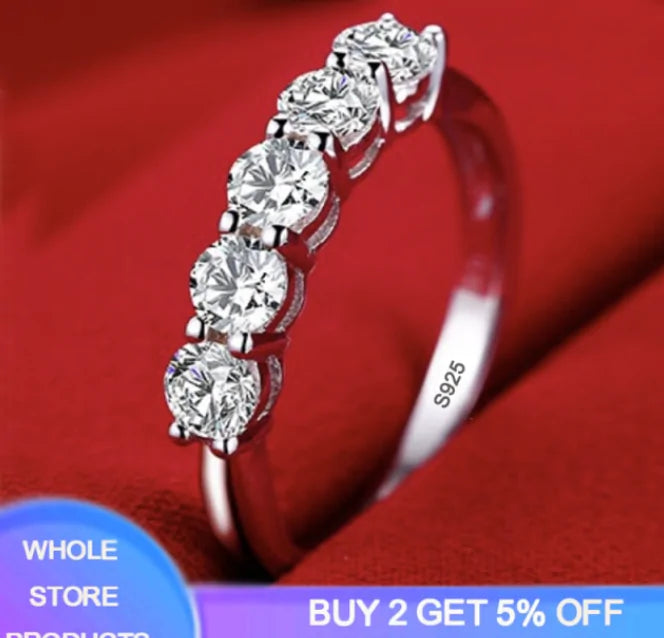 18K White Gold Ring